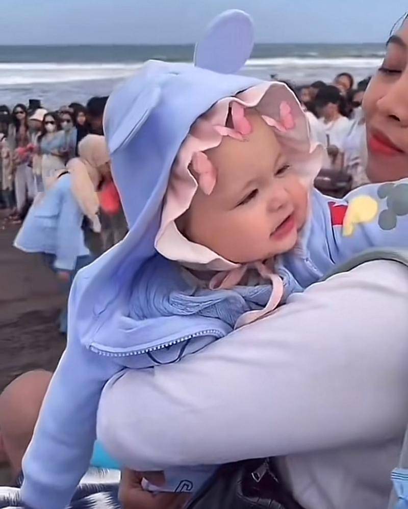 Tiktok.com/random.storyyy9